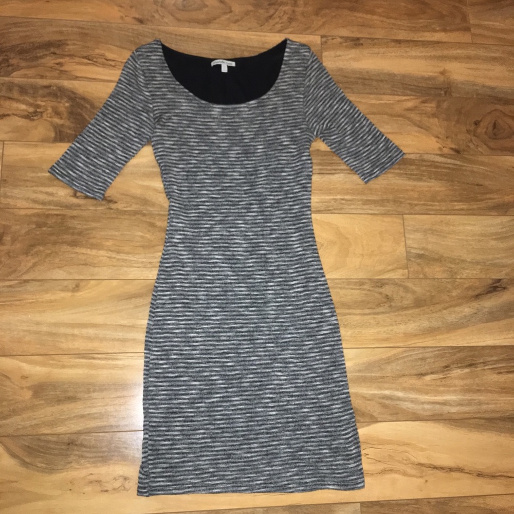 3/4 sleeve black & white mini dress - Picture 2 of 7